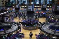 Wall Street: Nasdaq Jatuh 1,19%, Terseret Saham Micron Jelang Rilis Data Inflasi 