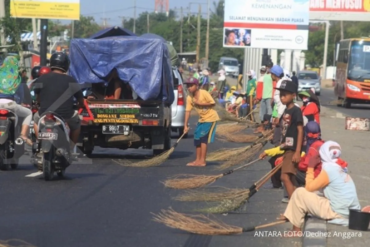 Wow, kendaraan di pantura Cirebon 10.000 unit/jam