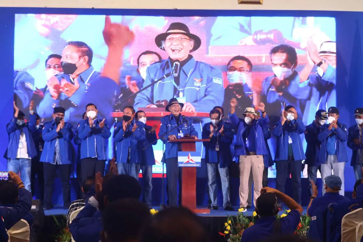 Indonesia president's aide named head of opposition party, but turmoil ensues