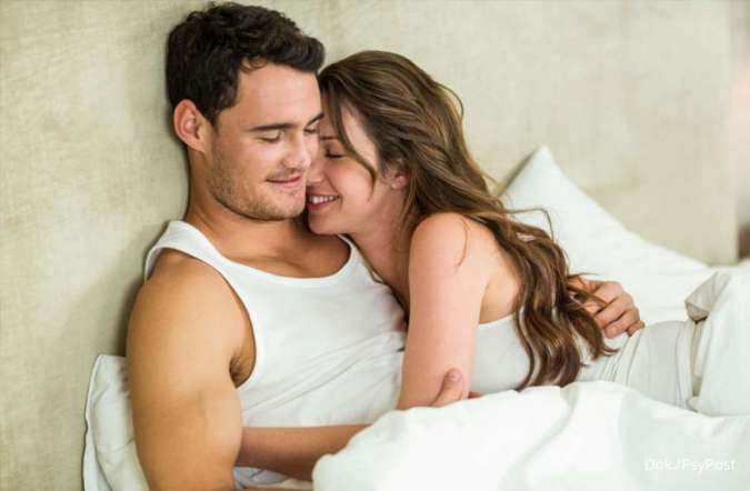 5 Tips Foreplay Biar Hubungan Seks Makin Intim, Suami Istri Perlu Tahu Tipsnya 