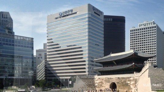 OJK proses izin akuisisi 2 bank lokal oleh Shinhan