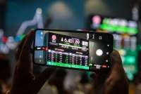 Asing Net Sell Jumbo Rp 1,03 Triliun, Cek Saham yang Banyak Dijual, Jumat (14/8)
