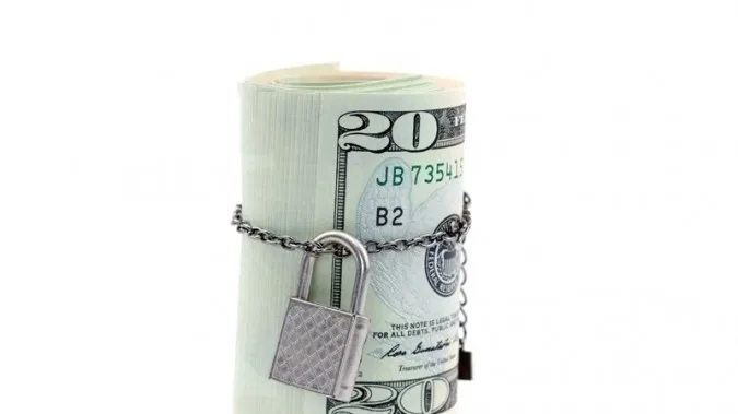 Simak Ramalan Zodiak Besok Kamis 14 Agustus 2025: Peluang Keuangan & Karier Leo