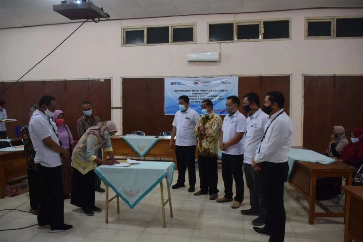  Askrindo bersinergi dengan PTPN XI dalam penyaluran dana program kemitraan BUMN 
