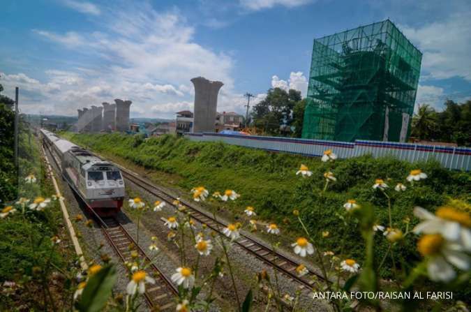 Soal proyek Kereta Cepat Jakarta-Surabaya, emiten konstruksi tunggu kejelasan tender