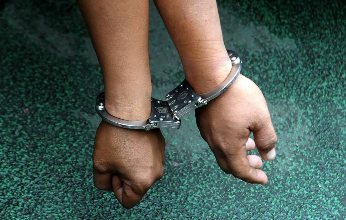 Kronologi Dua Anggota Komisi XI DPR Jadi Tersangka Korupsi Dana CSR BI dan OJK