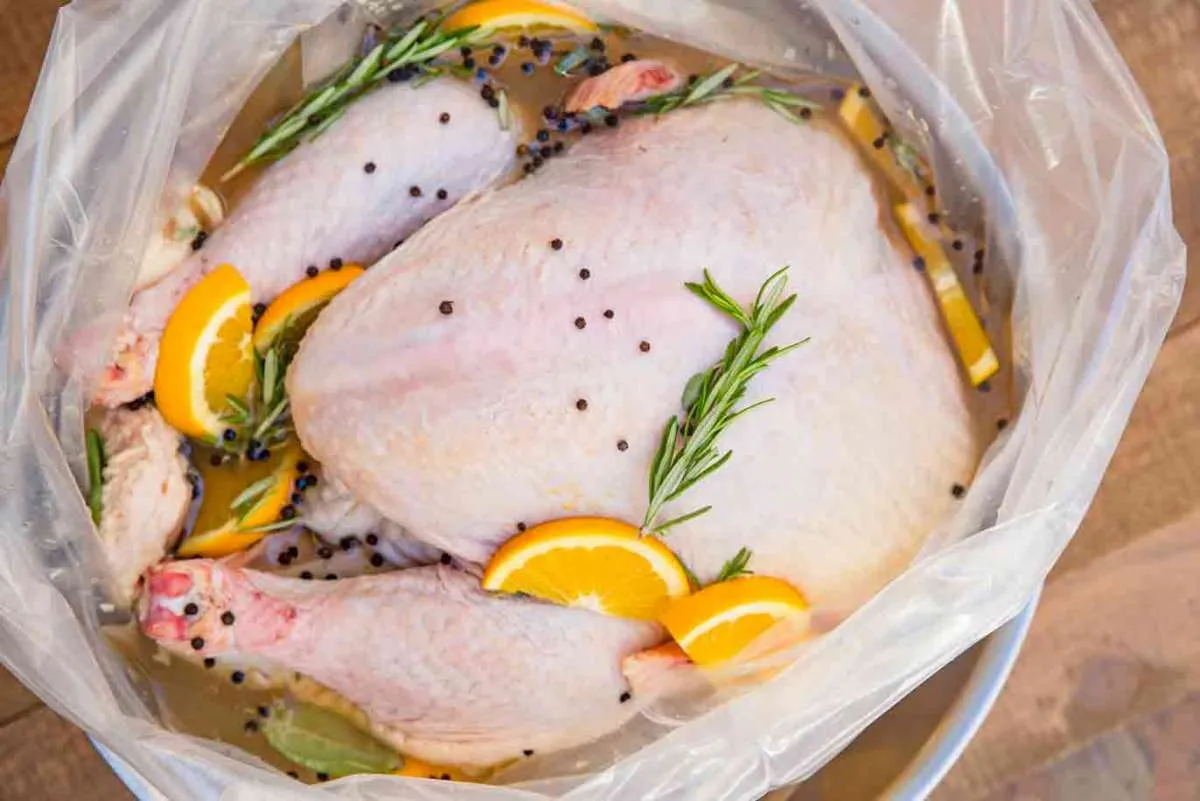 4 Cara Pintar Brining Daging agar Daging Empuk, Juicy, dan Lebih Beraroma