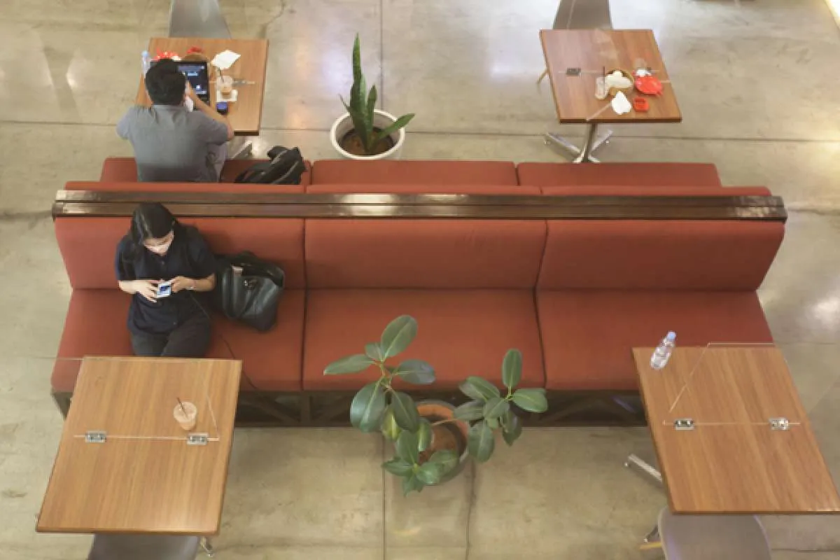 Kasus Covid-19 melandai, protokol kesehatan harus tetap dijalankan