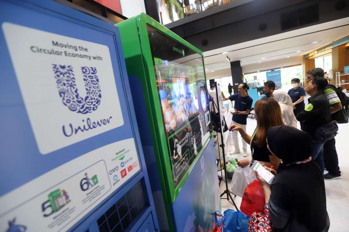 Penanggulangan Sampah Plastik oleh Unilever