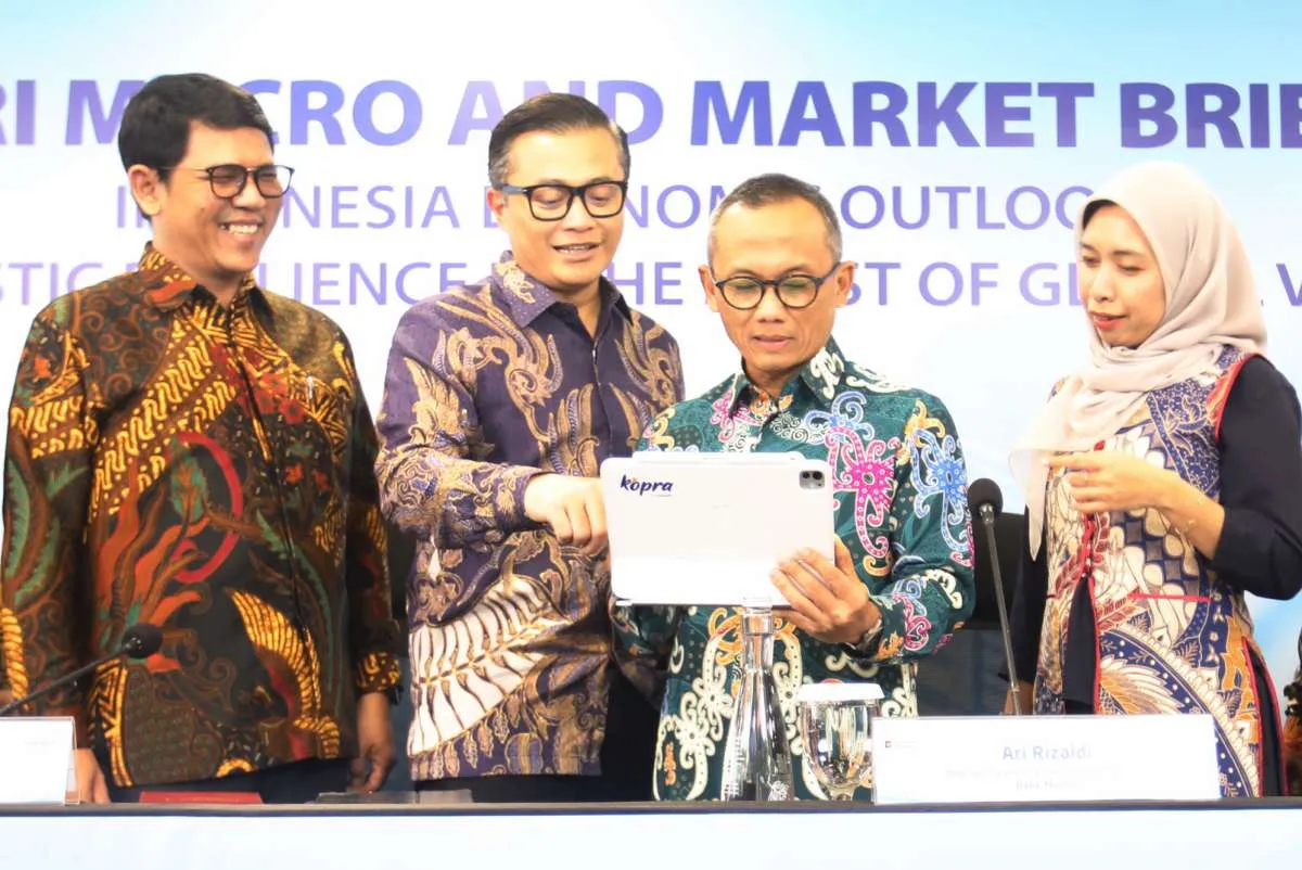Belanja Masyarakat Mulai Melambat, Ekonom Bank Mandiri Waspadai Tekanan Global