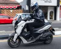 Update Skutik Yamaha NMAX 2025: Pilihan Warna Segar & Harga November