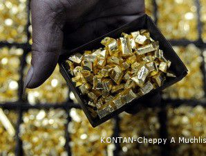 Krisis Dubai Tak Meredupkan Kemilau Harga Emas