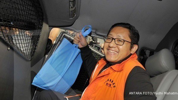 KPK geledah tiga tempat terkait kasus Anas