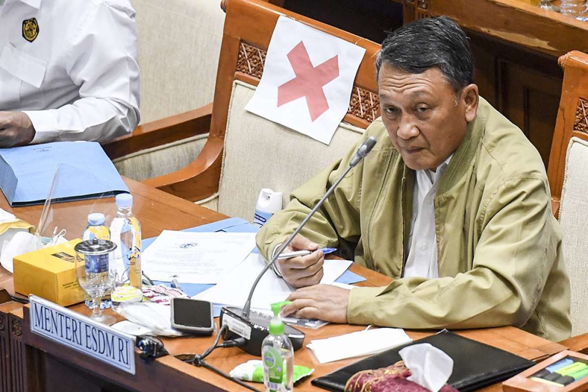 Catatan Dua Tahun Menteri ESDM, Sektor Migas Sampai EBT