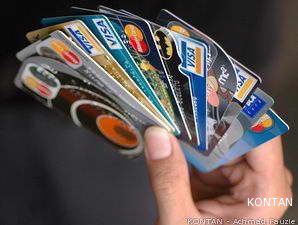 Transaksi Kartu Kredit Mencapai Rp 11,96 Triliun