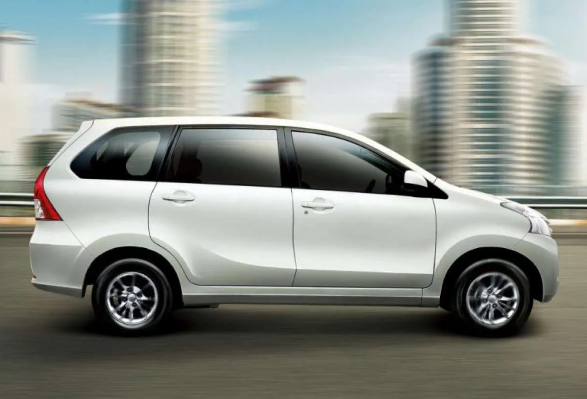Murah, lelang mobil dinas harga dasar Rp 42 jutaan, ada 2 unit Daihatsu Xenia 2012