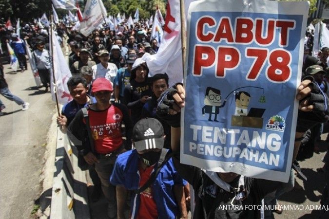 Ribuan buruh bergerak menuju Istana Merdeka