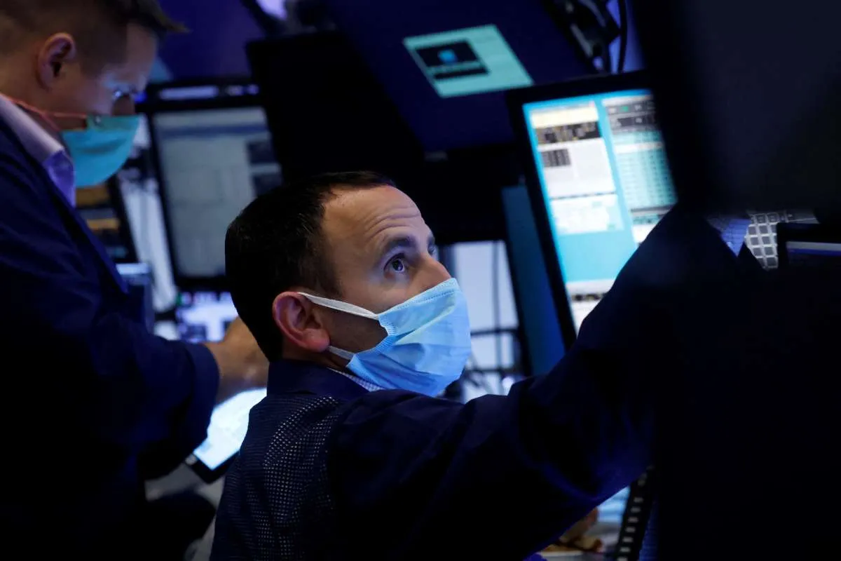 Wall Street Kehilangan Tenaga, Nasdaq, S&P 500 dan Dow Jones Terus Melemah