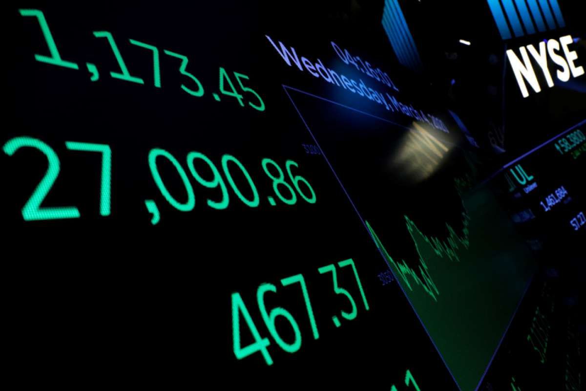 Wall Street: Saham Teknologi Mematahkan Dow Jones, S&P 500 serta Nasdaq