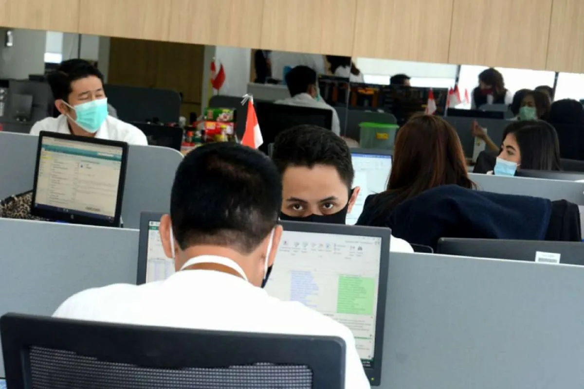Praktisi kesehatan sebut perusahaan perlu terlibat awasi penerapan 3M