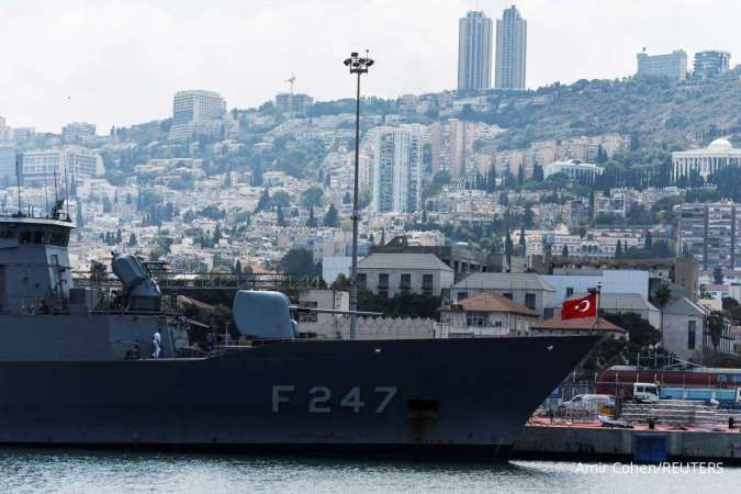 Hubungan Mulai Membaik, Turki Sandarkan Kapal Perang di Israel