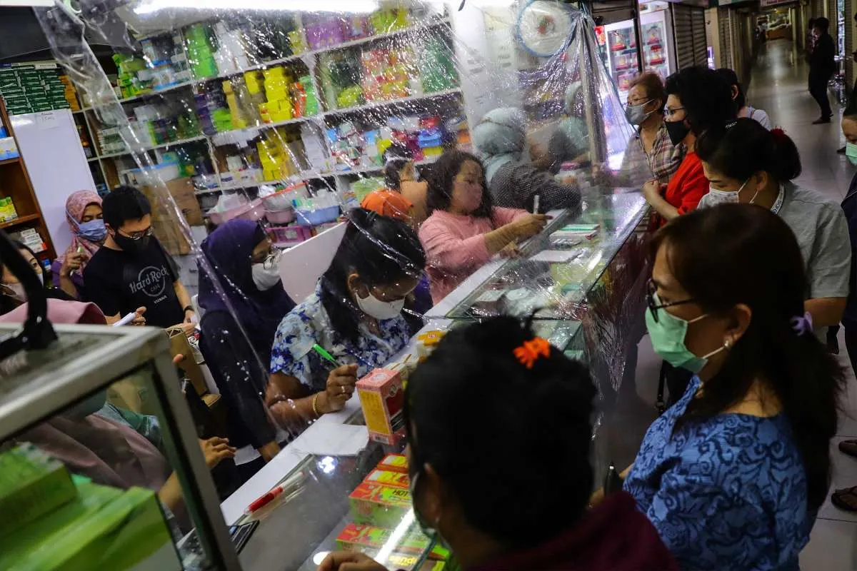 Jumlah kasus positif Covid 19 di Jakarta per Senin (7/12) bertambah 1.466 kasus