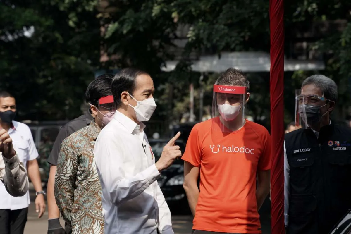 Pandemi Covid-19 masih ada, Jokowi: Eling lan waspada, tetap tak boleh lengah