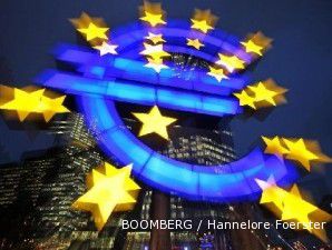 Euro melemah dan berada dalam kondisi serius