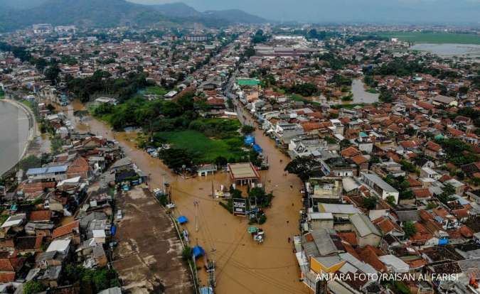 Peringatan Dini Cuaca Besok (25/5) Hujan Deras, Status Waspada Bencana Provinsi Ini