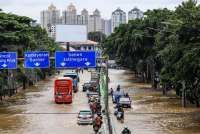 Gara-gara banjir, distribusi Percetakan Gramedia Cikarang tersendat