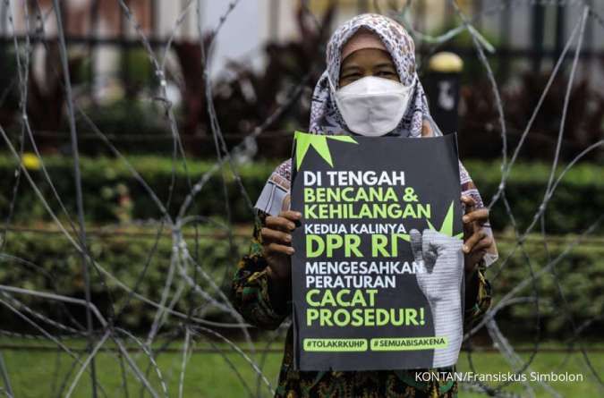 Penuh Pro Kontra, RUU KUHP Resmi Disahkan DPR