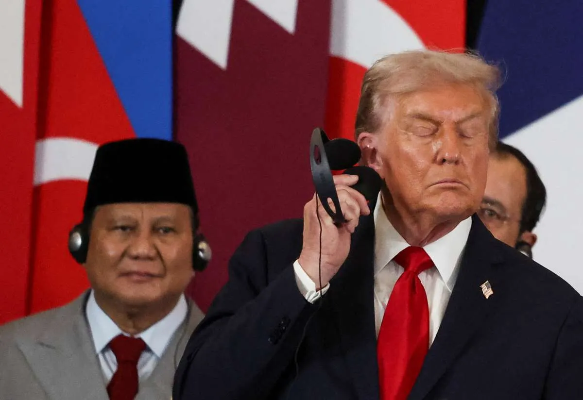 Prabowo Tertangkap Hot Mic Minta Bertemu Putra Donald Trump Usai KTT Gaza