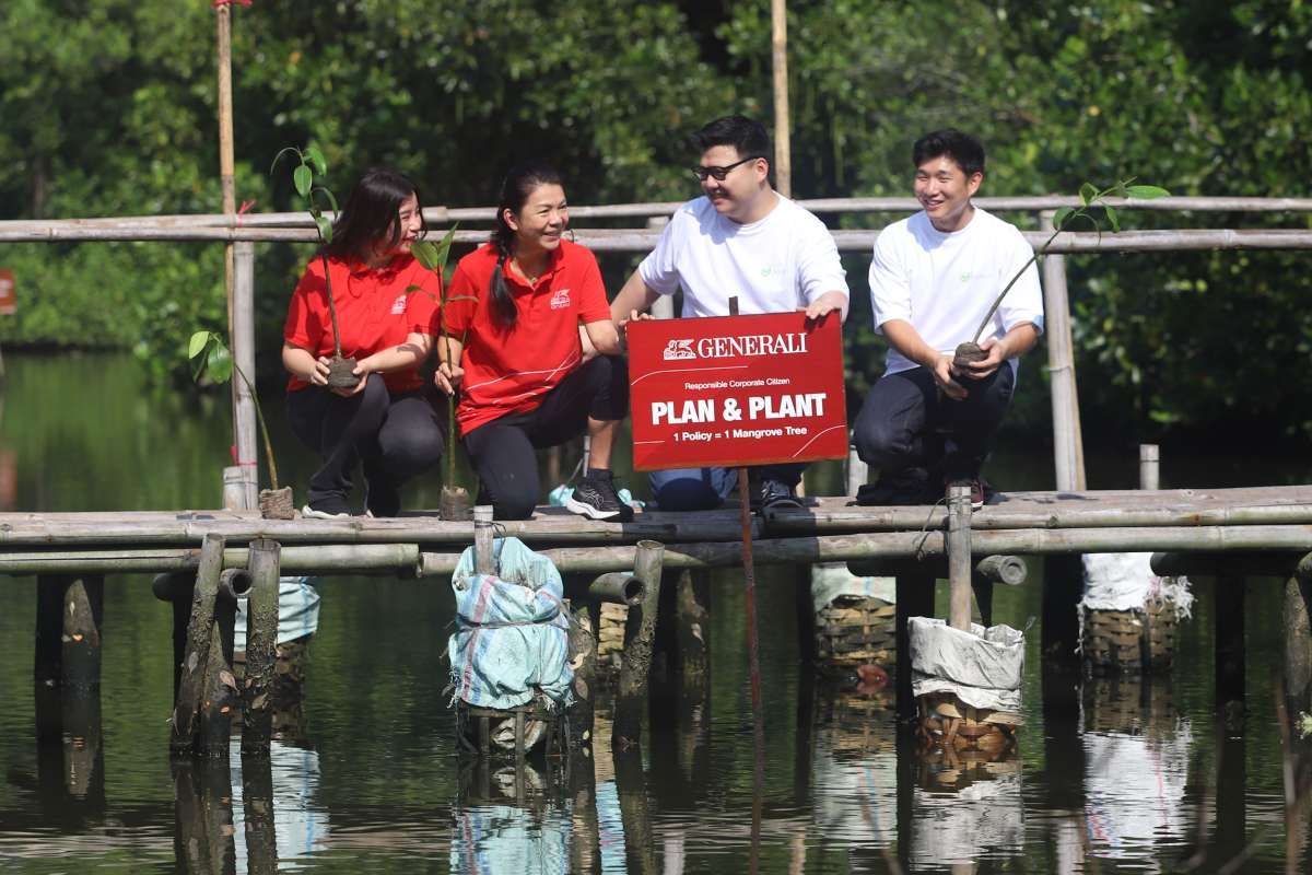 Generali Indonesia Gandeng Jejakin dalam Penanaman Mangrove
