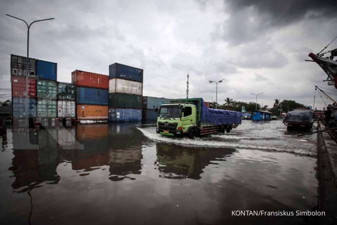 Banjir rob di Kawasan Muara Baru, KKP pasang 9.000 buah sandbag