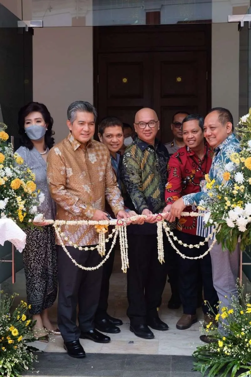 Maybank Indonesia Resmikan Kantor Cabang Induk Regional Jawa Timur