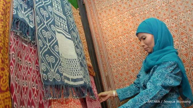 Industri Tenun Garut Mulai Menggeliat