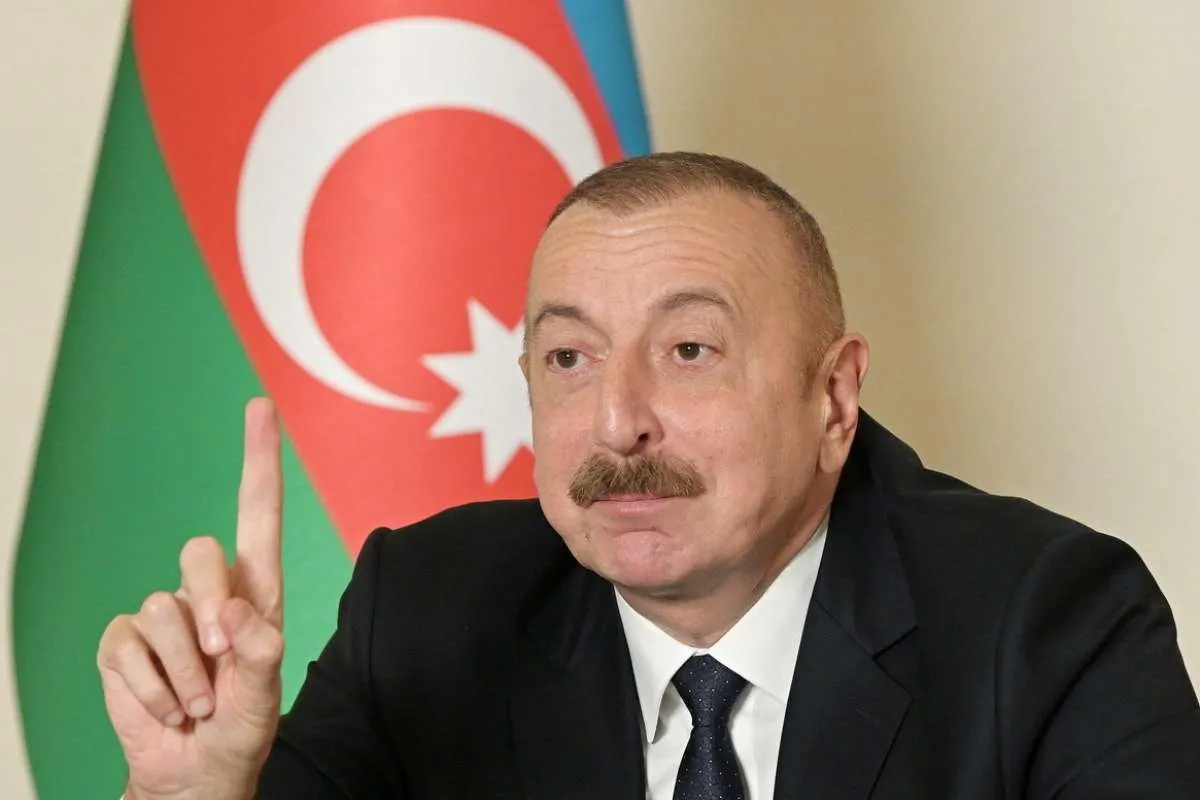 Azerbaijan akan Menjual 8 Perusahaan Negara, Termasuk Bank dan Entitas SOCAR 