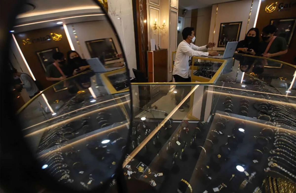 Cek Harga Emas Perhiasaan di Raja Emas Indonesia Hari Selasa (14/7)