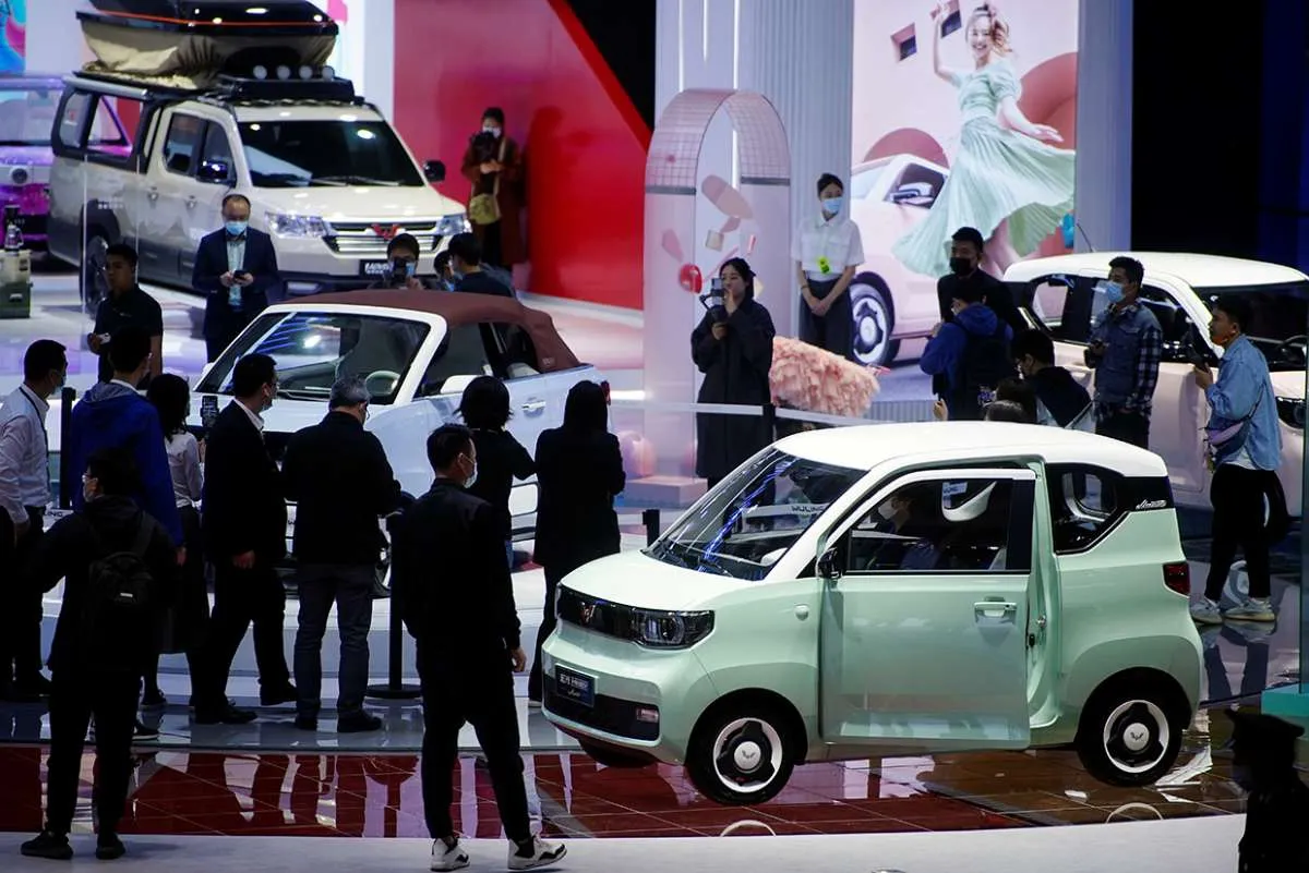 China rombak sektor industri, terutama industri teknologi dan otomotif