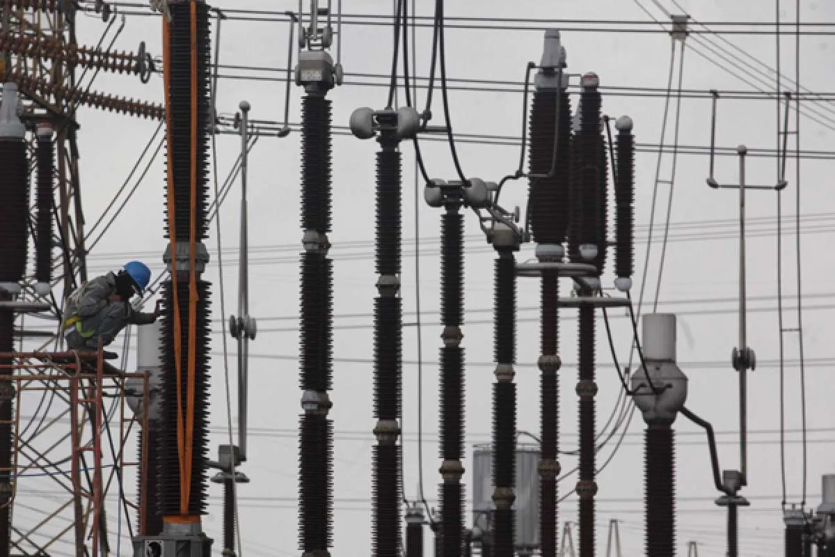 PLN raup laba bersih Rp 5,2 triliun hingga April 2021