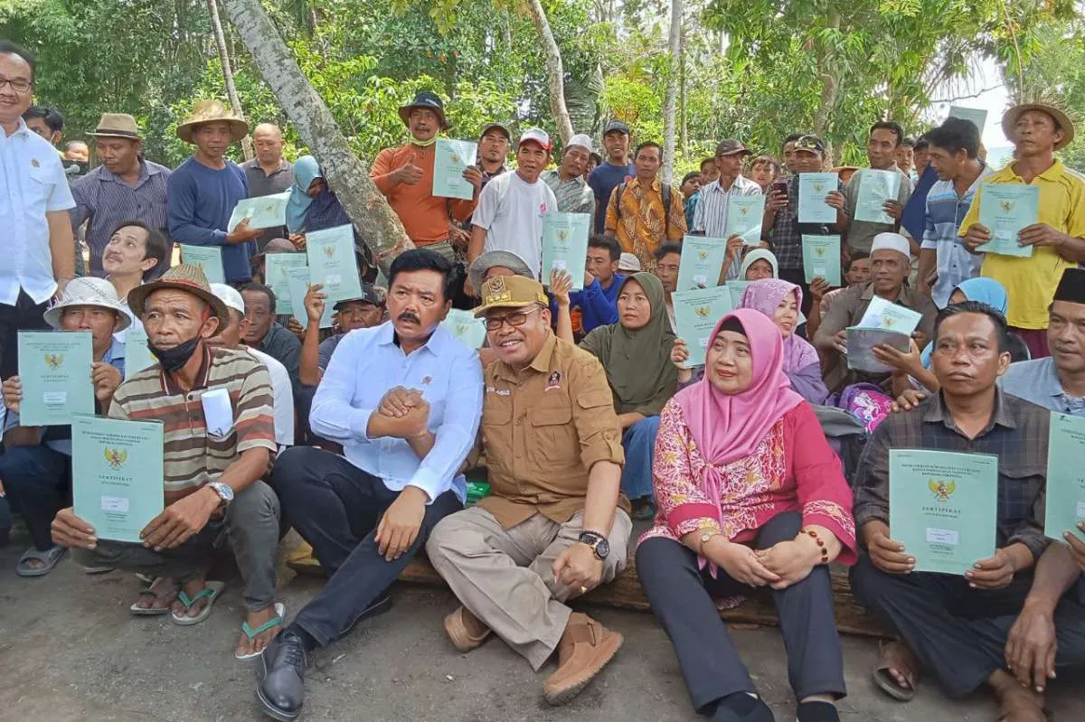 Curhatan Warga Lombok Barat Kesusahan Angkut Hasil Panen Sebelum Ada Jalan Usaha Tani