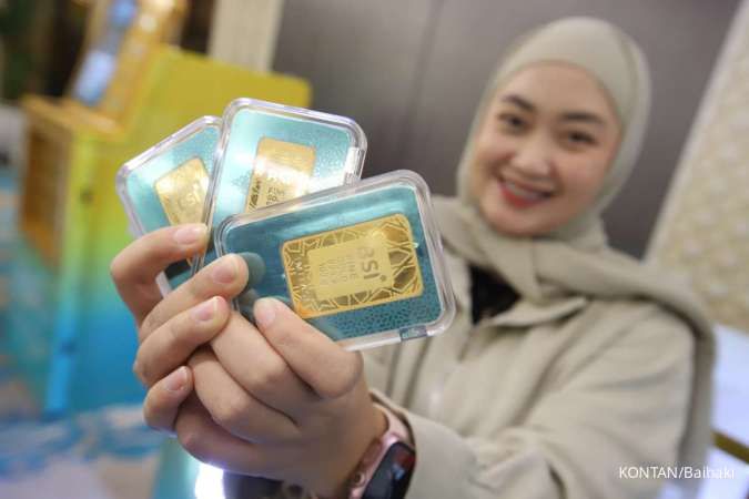 Harga Emas Antam Anjlok Rp 14.000 Hari Ini 11 Maret 2025