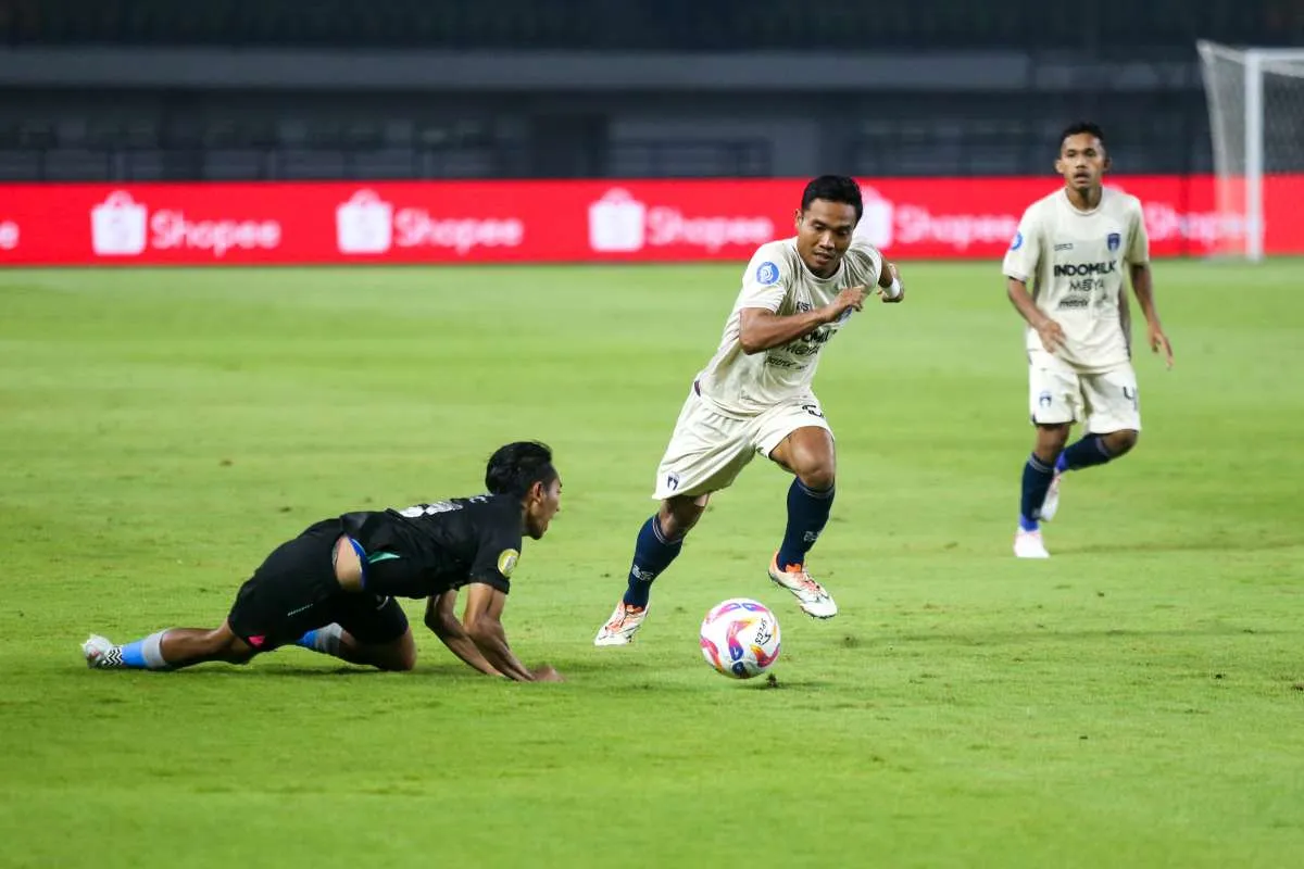 Link Live Streaming Persita vs PSBS Biak di BRI Liga 1 Pukul 15.30 WIB