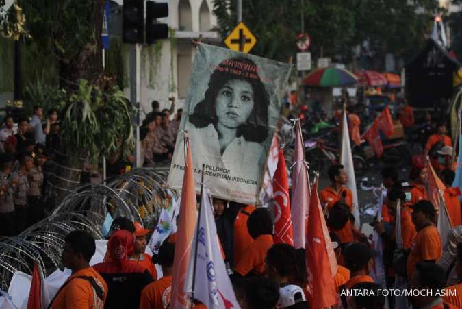 Poster Marsinah - Aksi buruh di Surabaya