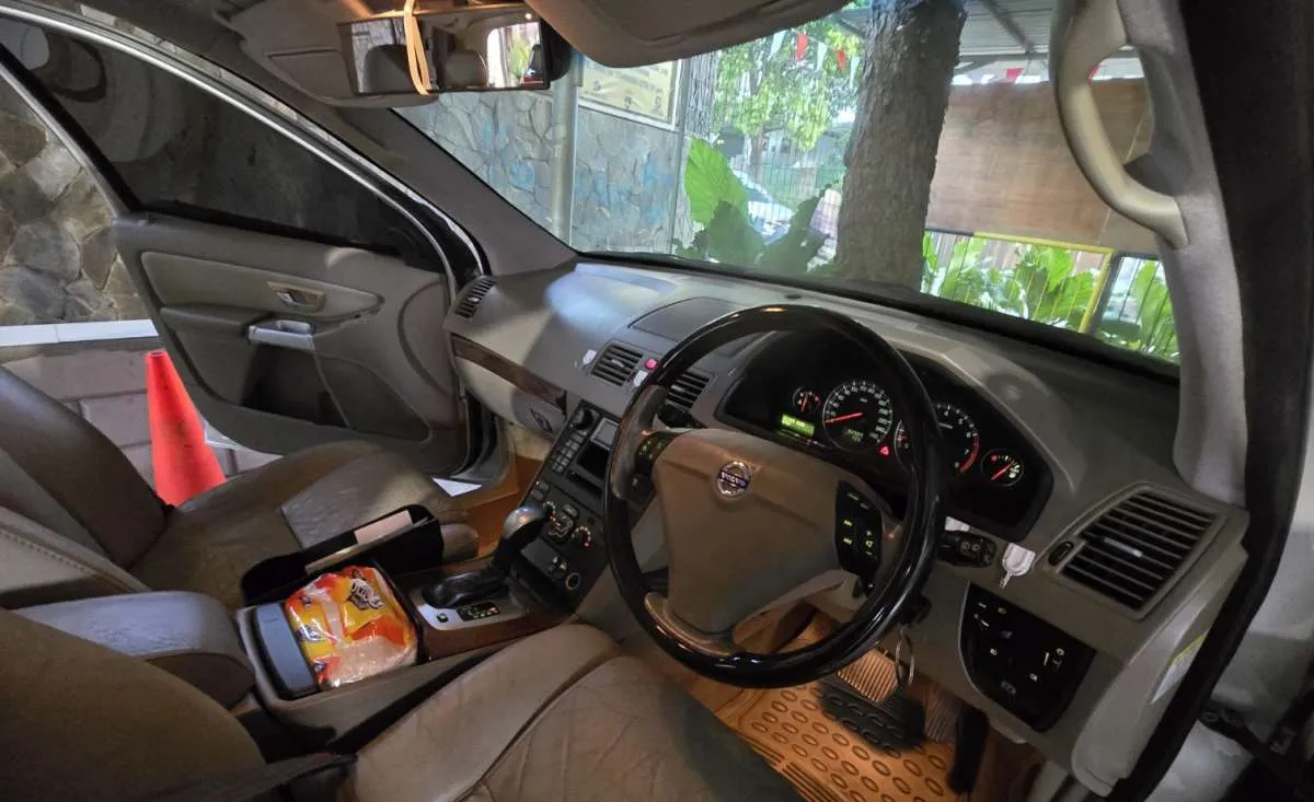 DJP Lelang 15 Barang Sitaan Penunggak Pajak, Ada Motor, Mobil Mewah hingga Forklift