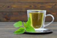 9 Cara Mengobati Penyakit Asam Urat Tanpa Obat, Minum Teh Jelatang Salah Satunya