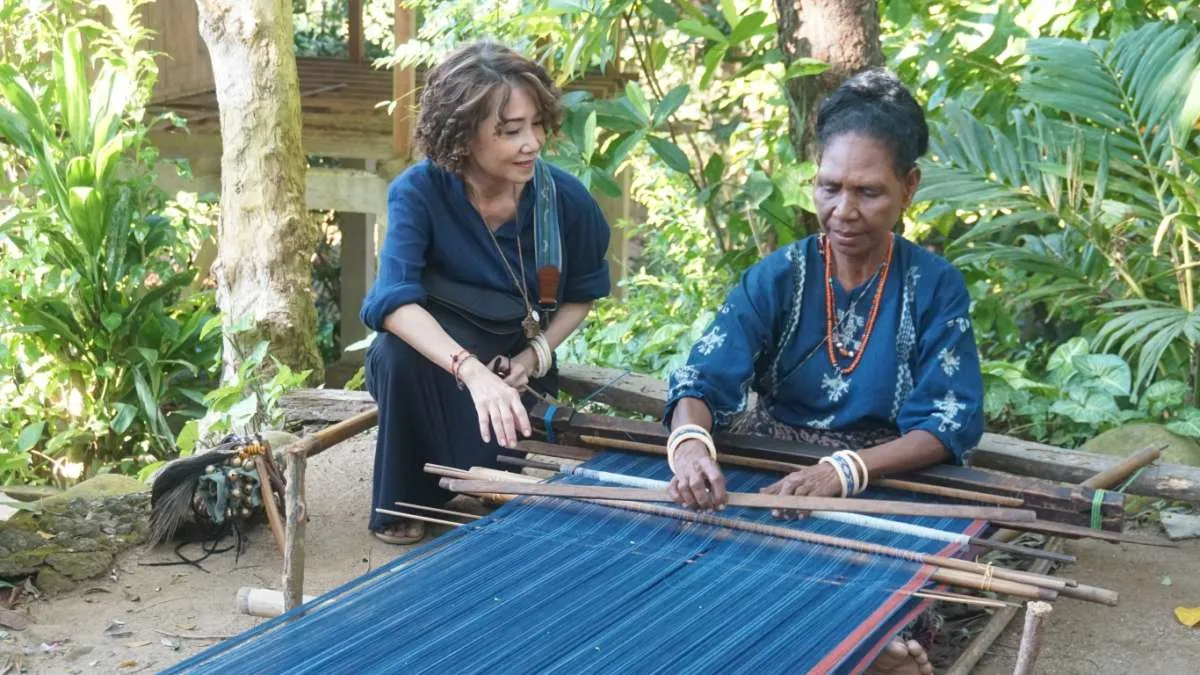 Sebagai Ekosistem Dukung Pelestarian Budaya, Pendopo Dampingi 90 Penenun di Sikka NTT