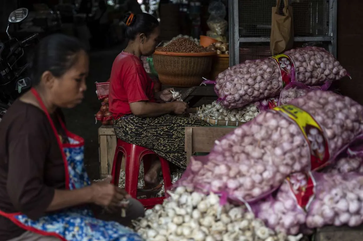 Menjelang Lebaran, Harga Bawang Putih Melonjak Akibat Ulah Spekulan