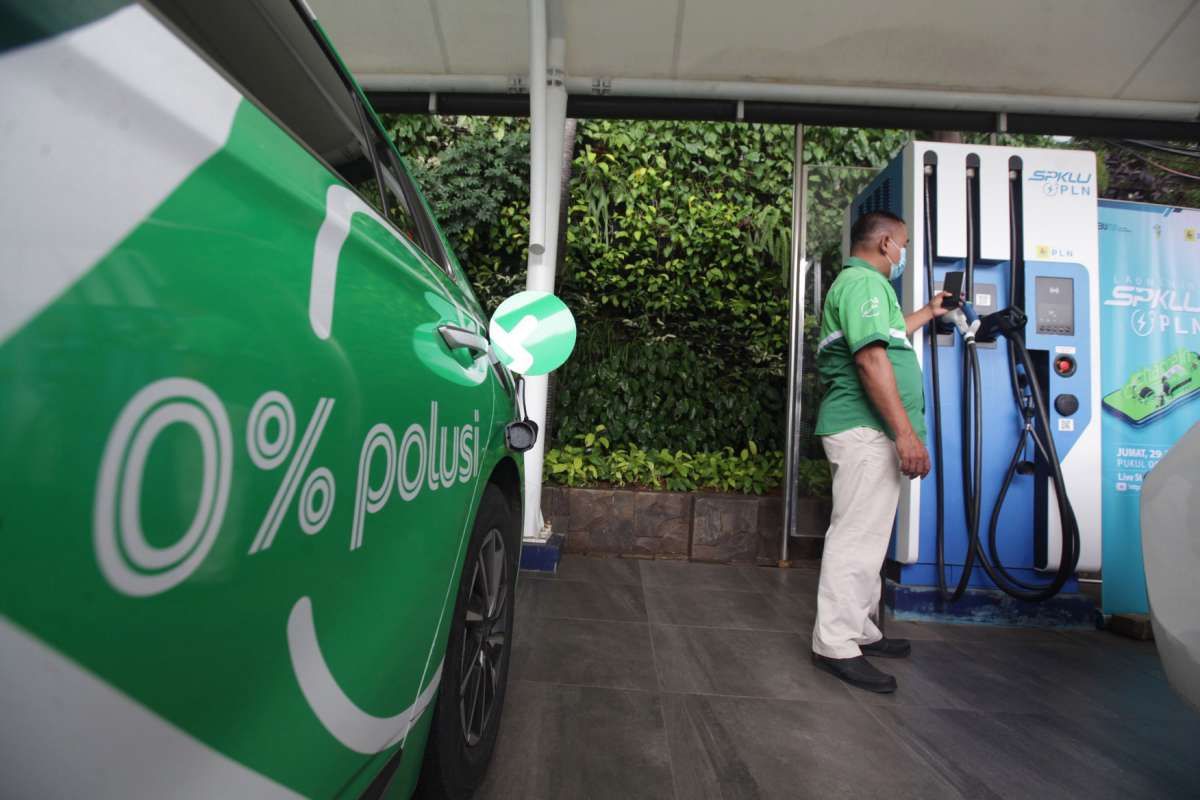 Aplikasi PLN Charge.IN permudah pengisian daya kendaraan listrik