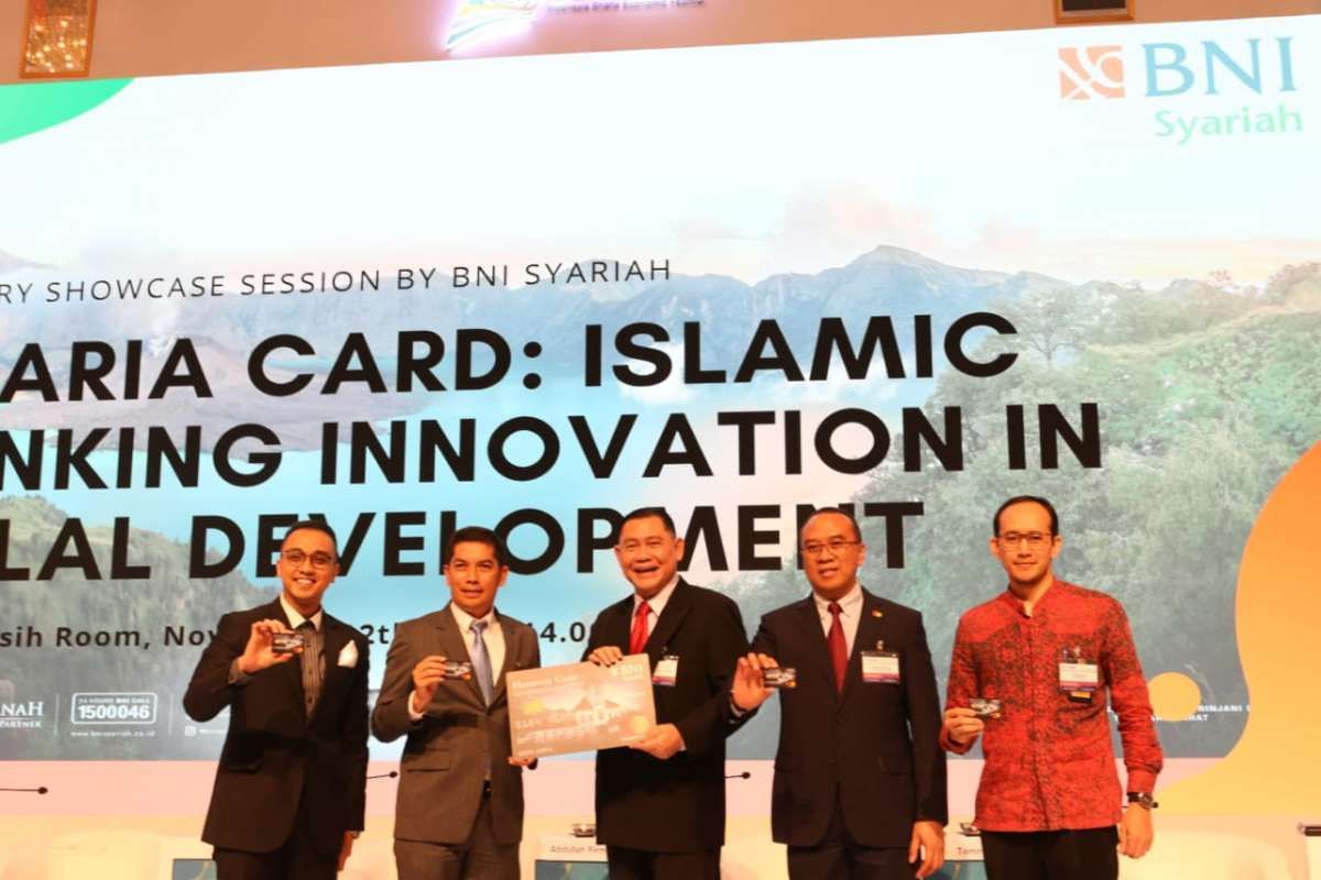 BNI Syariah Launching Kartu Platinum BNI IB Hasanah Card Desain ...